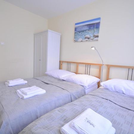 Apartamenty Bryza - Apartament Przylesie 14B Dla 6 Osob, Parking 斯维诺乌伊希切 外观 照片